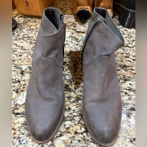 Avellini Italian leather size 38 Gray Women's Ankle Boots